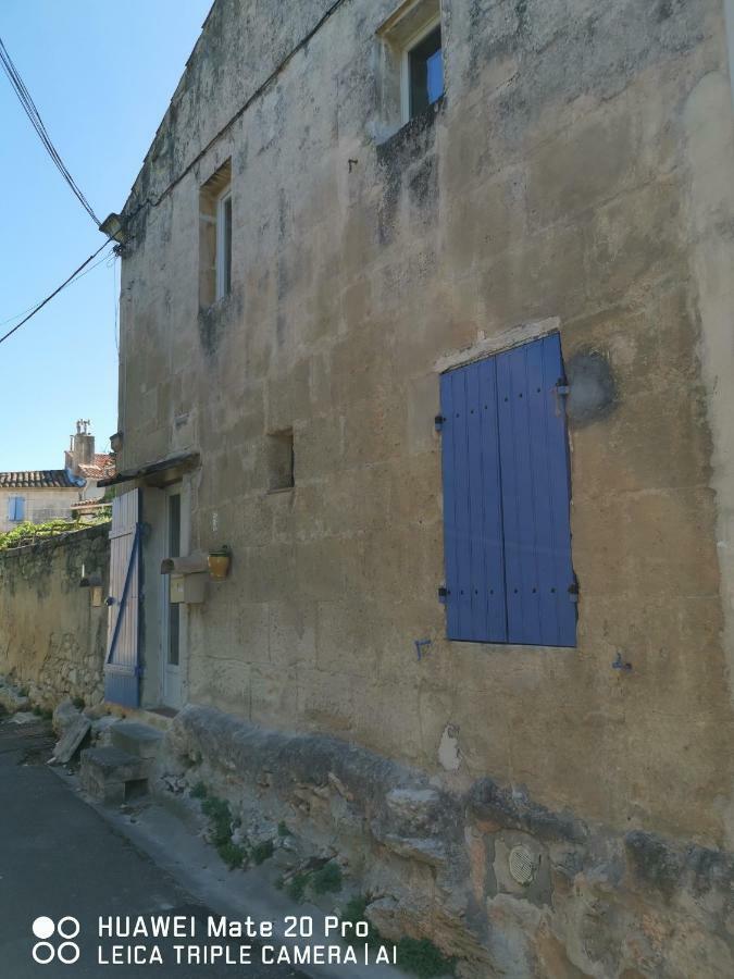 Charmante maison en Provence Fontvieille Extérieur photo